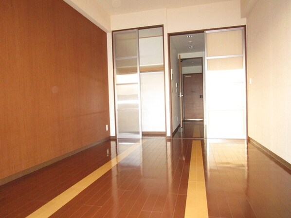 コンソラーレ本厚木の物件内観写真